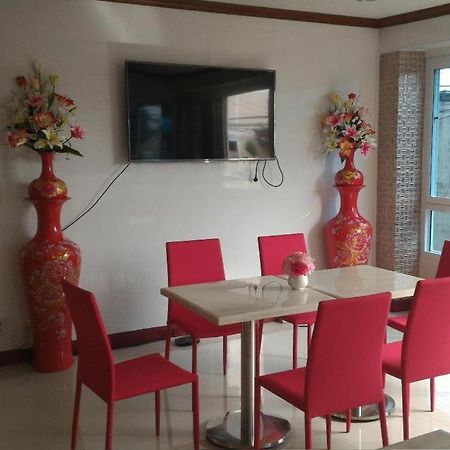 V-House Hotel Trang Exterior photo
