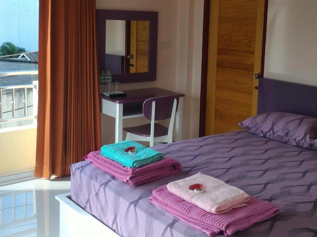 V-House Hotel Trang Exterior photo
