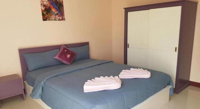 V-House Hotel Trang Exterior photo