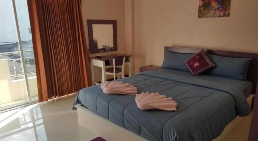 V-House Hotel Trang Exterior photo
