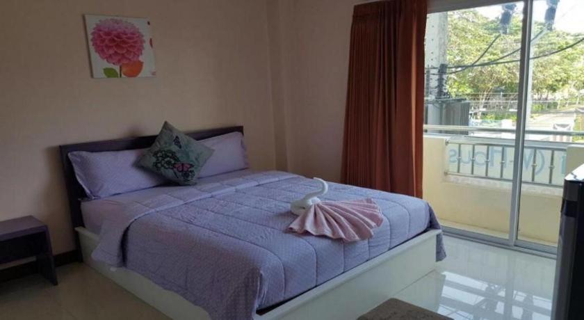 V-House Hotel Trang Exterior photo